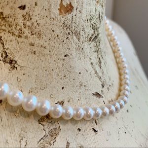 Pearl necklace